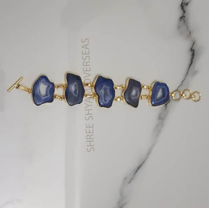 Pulsera de ágata chapada en oro de 18 quilates Diseño único Patrón de forma de paz Aspecto de joyería Aspecto de piedra natural Elegante en la muñeca - Product Image 1