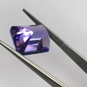 Tanzanite naturelle de qualité AAA couleur bleu émeraude coupe AAA lustre et belle couleur coupe et polissage parfaits utilisés pour la fabrication de bijoux - Product Image 5