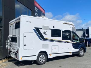 Vendeur Vérifié pour Camping-cars d'occasion 2026 Transits Customs Campervans T413 4 places - Product Image 2