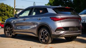 BYD ATTO 3 2023, SUV Extendido, Tracción Delantera, Volante a la Derecha/Izquierda - Product Image 2