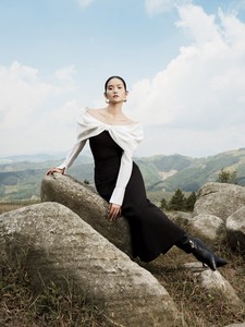 Luxurious Style <b>Skirts</b> for Women Back Split Good-Quality Material Audray A-Line <b>Skirt</b> Two Piece Set Whiteant Vietnam Factory - Product Image 2