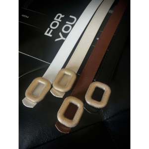 Ceinture en métal doré pour femme avec boucle de 3 cm - Product Image 1