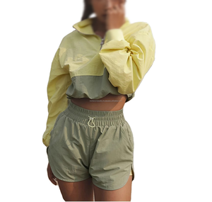 2025 personnalisé coupe régulière décontracté à manches longues femmes polaire respirant coupe-vent bouton Shorts ensemble haute rue porter ensemble pour femmes - Product Image 1