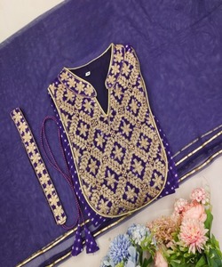 Fancy Traditional Kanchipuram Rayon Fabric Top Bottom con Dupatta Modest Evening Party Wear Precio al por mayor Aplicar t - Product Image 3