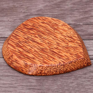 Posavasos de madera de coco natural hecho a mano sostenible con soporte posavasos de madera de coco al mejor precio - Product Image 2