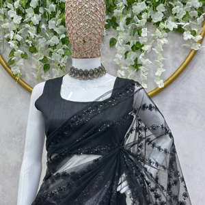 Beau saree de créateur sur tissu en filet doux avec fil et séquence - Product Image 1