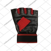 Sarung Tangan Gym Kulit Setengah Jari Ringan dengan Penyangga Pergelangan Tangan untuk Angkat Beban Unisex Merah Hitam Bernapas Anti Selip