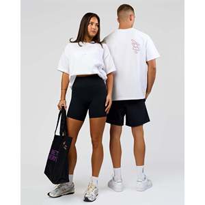 เสื้อยืดกราฟิกทรงบ็อกซี่สีขาว-เสื้อผ้าสตรีทแวร์เนื้อหนา - Product Image 1