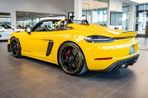 Porsche 718 Spyder RS Weiissach CLEAN 2025 Speed Yellow - Product Image 3
