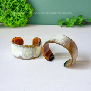 สร้อยข้อมือเครื่องประดับรูปเขาควาย - Product Image 2