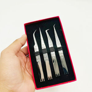 Pince à épiler semi-incurvée gravée en argent à 45 degrés avec cœur pointu droit Logo personnalisé Utilisation durable des cils en acier inoxydable - Product Image 5