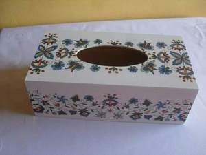 Porte-serviettes en MDF de forme rectangulaire avec bords lisses, parfait pour les restaurants, les cafés et la maison. - Product Image 6