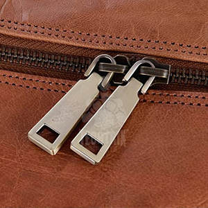 กระเป๋าทรงดัฟเฟิลน้ำหนักเบาทำจากหนังกระเป๋าทรงดัฟเฟิลน้ำหนักเบามีซิปปิดสำหรับใช้งานกลางแจ้ง - Product Image 6