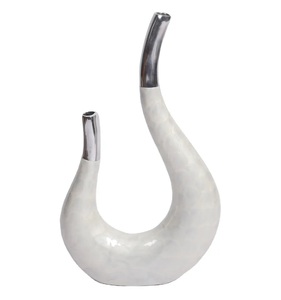 top trending Home Decorative Metal Flower <b>Vases</b> Customized Modern Aluminum Flower Pots For Home And Table Decoration - Product Image 4