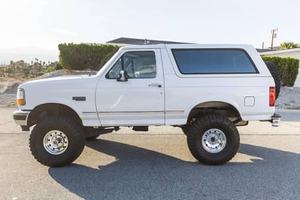 FORD BRONCO XLT 1995 USADO, Volante a la Izquierda/Derecha - Product Image 4