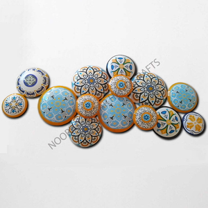 Decoración de pared de metal de diseño tradicional inspirado en la naturaleza personalizable para jardín, patio trasero, acabados de hierro hechos a mano, nuevo formato - Product Image 3