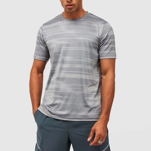 Camiseta deportiva de manga corta personalizada de alta calidad para hombre, cómoda material de poliéster de 260 gramos con impresión por sublimación - Product Image 1