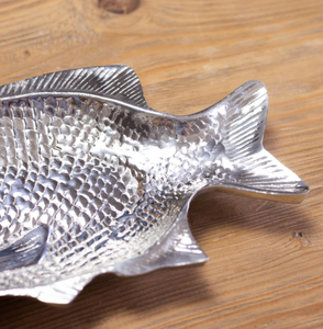 Atractivo cuenco de servicio de aluminio brillante con patrones artísticos diseñados para villas de lujo, apartamentos modernos y casas elegantes - Product Image 3