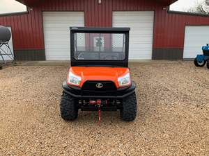 Véhicule utilitaire Kubota RTV-X1100C 4x4 automatique 2 temps de qualité supérieure, certifié EPA et homologué CEE, idéal pour les exploitations agricoles et les chantiers - Product Image 4