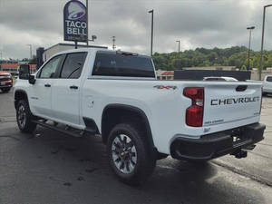 Chevrolet Silverado 2500HD 2022 en Perfectas Condiciones - Product Image 4