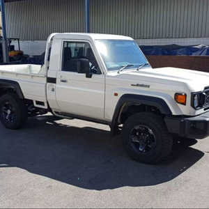 MEJORES OFERTAS EN <span class=keywords><strong>Toyota</strong></span> Land Cruiser 79 Pick-up <span class=keywords><strong>Cabina</strong></span> <span class=keywords><strong>Simple</strong></span> 2.8l Automático USADO - Product Image 1