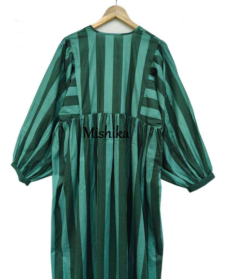 เช่นเดียวกับภาพ