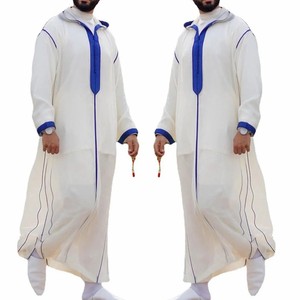 2025 qualité supérieure hommes Thobe caftan saoudien Jubba avant imprimé conception à manches longues thobe musulman - Product Image 3