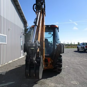 2020 d'occasion pour les machines d'ingénierie et de construction de chargeuses rétrocaveuses CASE 580SN à vendre - Product Image 2