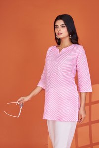 เสื้อคลุมสตรีแบบดั้งเดิมสีชมพูลายเชฟรอน ผ้าคอตตอนผสม ทรงสั้น แห้งเร็ว - Product Image 6