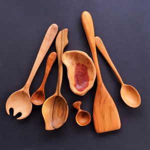 Cuchara de Madera Artesanal de Lujo, Duradera, para Cocinar, Servir, Remover y Mezclar en Fiestas, Cocina Moderna y Tradicional, Uso Doméstico, para Chefs Caseros - Product Image 5