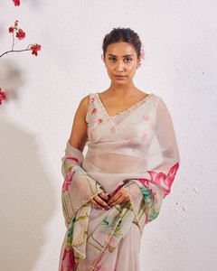 Indian Boutique Exclusivo Último Estilo Suave Organza Impreso Sari Suave Elegante Sari para Adultos PARA LA Fiesta Nupcial Desgaste de Moda - Product Image 3