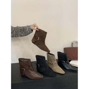 Botines de Mujer de Moda, de PU y Goma, con Tacón Cuadrado, Diseño Transpirable, Cubrebotas de Invierno con Punta en Pico y Tacón Bajo (Menos de 3 cm) - Product Image 1