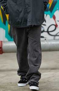 กางเกงยีนส์ทรงหลวมสีดำคลาสสิกสำหรับผู้ชายกางเกงยีนส์ทรงหลวมที่ทนทานเหมาะสำหรับเสื้อผ้าแนวสตรีทแบบลำลองและแฟชั่นในชีวิตประจำวันที่ทันสมัย - Product Image 5