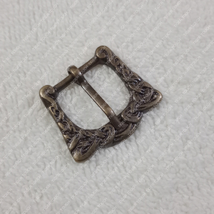 Viking pour boucle avec conception nouée Matériau durable en laiton/cuivre - Product Image 1