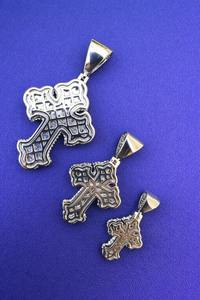 Pendentif Croix Royale Gothique Baguette en Moissanite Iced Out en Argent 925 sans Chaîne, Style Hip Hop - Product Image 2