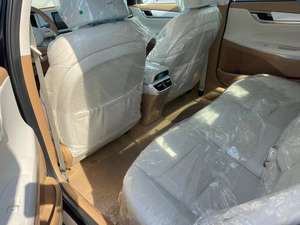 Hyundai Azera 2024 Usado en Perfectas Condiciones, Bajo Kilometraje - Product Image 2