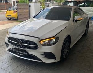 Más Vendidos en 2021, Mercedes-Benz E300 AMG Coupé, Disponible con 5 Asientos - Product Image 1