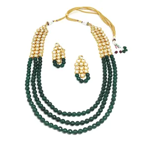 Ensemble de collier de luxe Kundan avec perles vertes longues et plaqué or 24 carats en cuivre, bijoux de mariée raffinés pour les mariages - Product Image 3