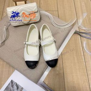 Zapatos Planos de Mujer CC, Tipo Bailarinas, Punta Redonda, Cierre Deslizante, Parte Superior de Cuero Vacuno con Lazo, Modernos - Product Image 1