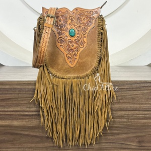 Sac à bandoulière en cuir de vachette travaillé à la main tendance 2025 avec pierre turquoise Prix bas Designer Sac à bandoulière à franges pour femmes - Product Image 1
