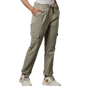 Joggers pour femmes Tissu doux et confortable Design élégant Idéal pour les entraînements de gymnastique Tenue décontractée ou les besoins quotidiens d'un style de vie actif - Product Image 2