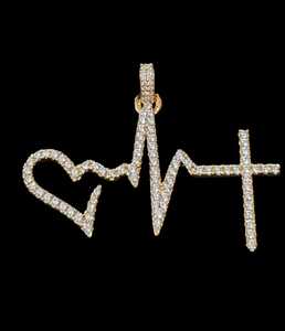 Colgante de Cruz con Latido de Corazón en Acabado Dorado, Completamente Engastado con Moissanita VVS, Joyería Hip Hop - Product Image 5