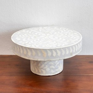 แท่นเค้กไม้ทำจากเรซินฝังลายดอกไม้พร้อมฐานหมุนอุปกรณ์ตกแต่งเค้ก - Product Image 6