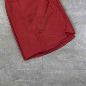 Ensemble de survêtement coupe-vent léger et à séchage rapide 2-en-1 pour femme avec logo frontal, veste à capuche et short en polyester/nylon pour la course - Product Image 5