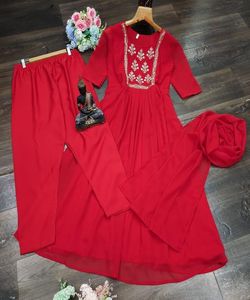 Rich Look Designer Seasonable Collection Net Silk Grey Color Ocasión especial Fancy Indian Women Wear Precio mayorista en Surat Ethnic - Product Image 5