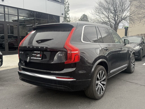 รถยนต์ Volvo XC90 B6 Plus สภาพดีเยี่ยม รุ่น Bright Theme 7 ที่นั่ง ระบบขับเคลื่อนสี่ล้อ ไม่เคยมีอุบัติเหตุ พวงมาลัยซ้าย/ขวา - Product Image 3