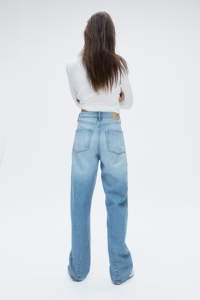 Baggy droit personnalisé pour femmes avec broderie de logo bleu clair Pantalon baggy en denim à la mode et à la mode à 5 poches pour femmes - Product Image 6