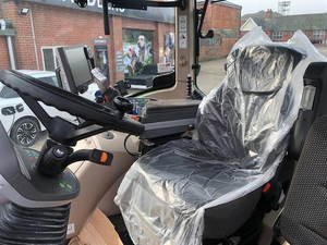 Tractor Agrícola FENDT 724 VARIO 4WD Usado Barato, Nuevo, Motor de 80-180HP, Bomba, Cabina, Suspensión, Eje Delantero Hidráulico - Product Image 5