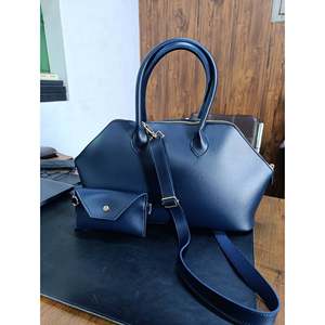 Grand sac fourre-tout décontracté en cuir pleine fleur pour femme, essentiel pour la plage, avec option mini pochette, personnalisable OEM ODM - Product Image 2