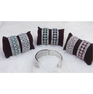 Venta al por mayor de joyas radiantes de pulsera de diamantes americanos de cristal transparente para cada mujer con embalaje personalizado - Product Image 2